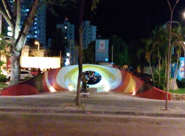 PlazaBeverlyAca4
