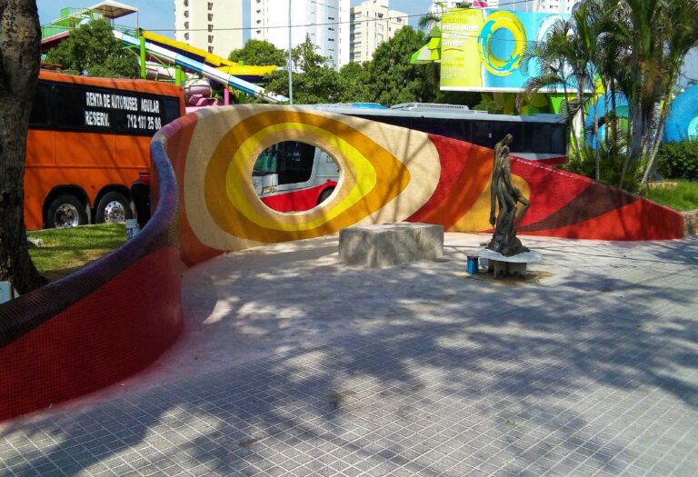 PlazaBeverlyAca3