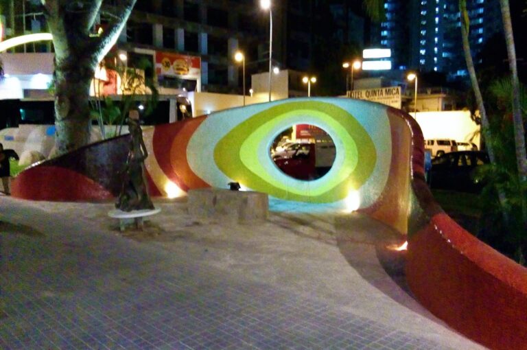 PlazaBeverlyAca2