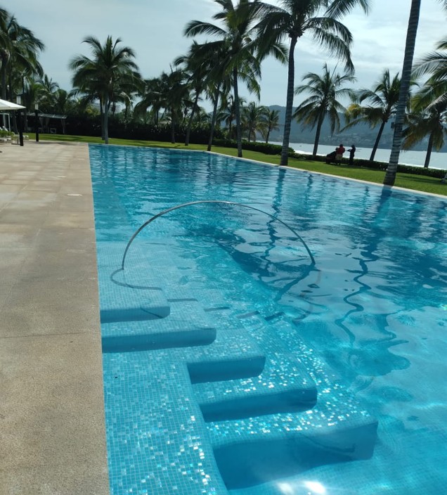 Alberca2Ixtapa3